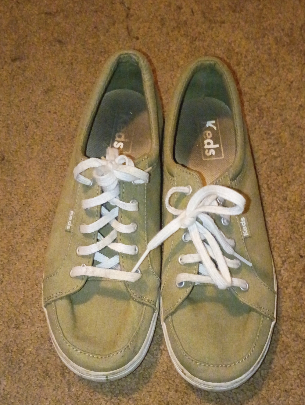 Keds Men's Olive Green Canvas Lace-Up Sneakers with White Laces